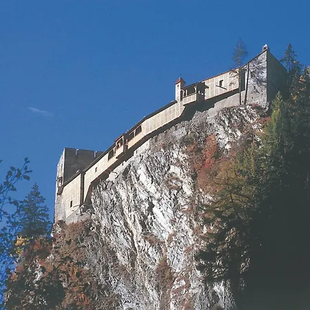 Moeslehof Apartmán *
