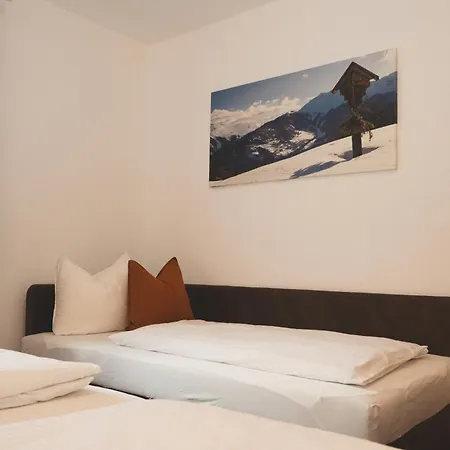 Möslehof Apartman Kauns